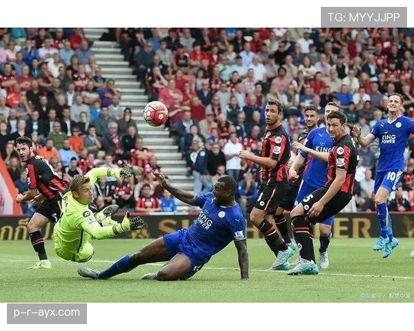 德甲新星前锋成转会焦点，多家豪门激烈争夺