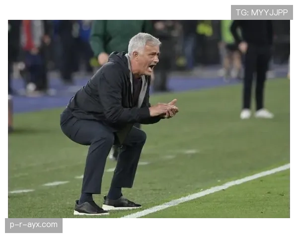 穆里尼奥战术显效，球队战绩强势回升引关注