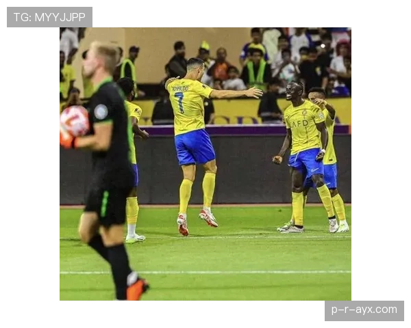 扎伊尔·埃梅里闪耀进攻端，率队斩获精彩胜利