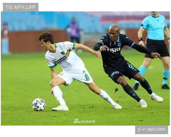 特拉布宗体育新赛季边路闪电突袭，助攻火力成关键看点